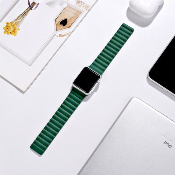 Santa Barbara Polo &Amp; Racquet Silica Gel + Magnet Strap For Apple Watch 42 | 44Mm Apple Watch