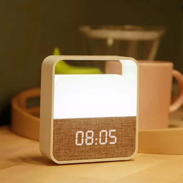 MIDEA PORTABLE NIGHT LIGHT WITH DIGITAL ALARM CLOCK