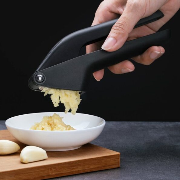 HUOHOU Kitchen Garlic Presser Manual Garlic Crusher Kitchen Tool