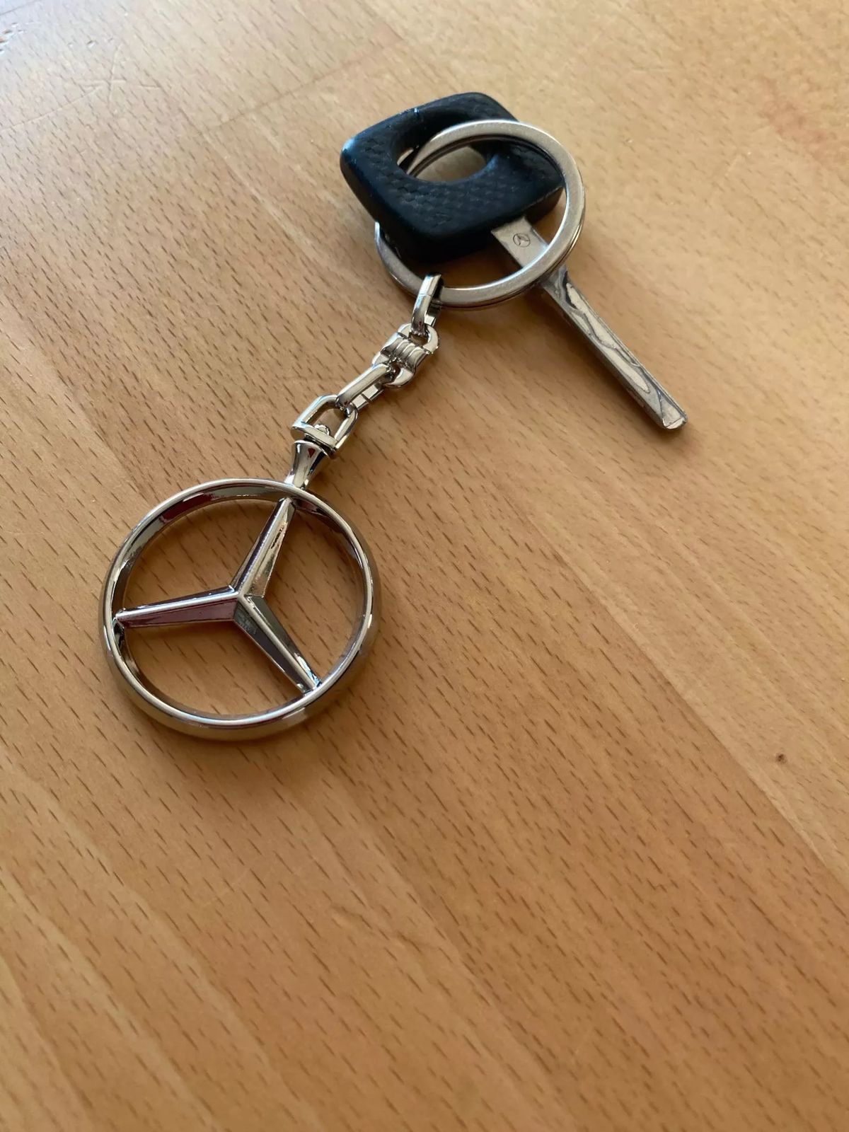 Mercedes Benz Metal Keyring Keychain