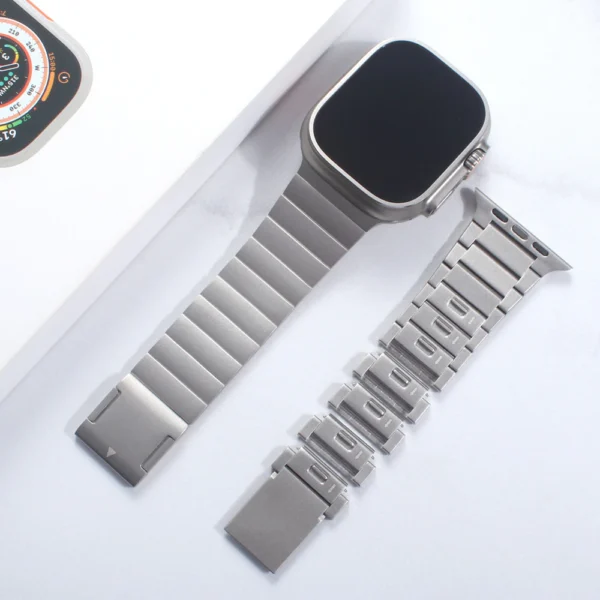 Magnetic Link Bracelet for iWatch 44 / 45 / 49mm