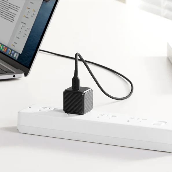 Pitaka 30W USB-C Fast Charging GaN Charger