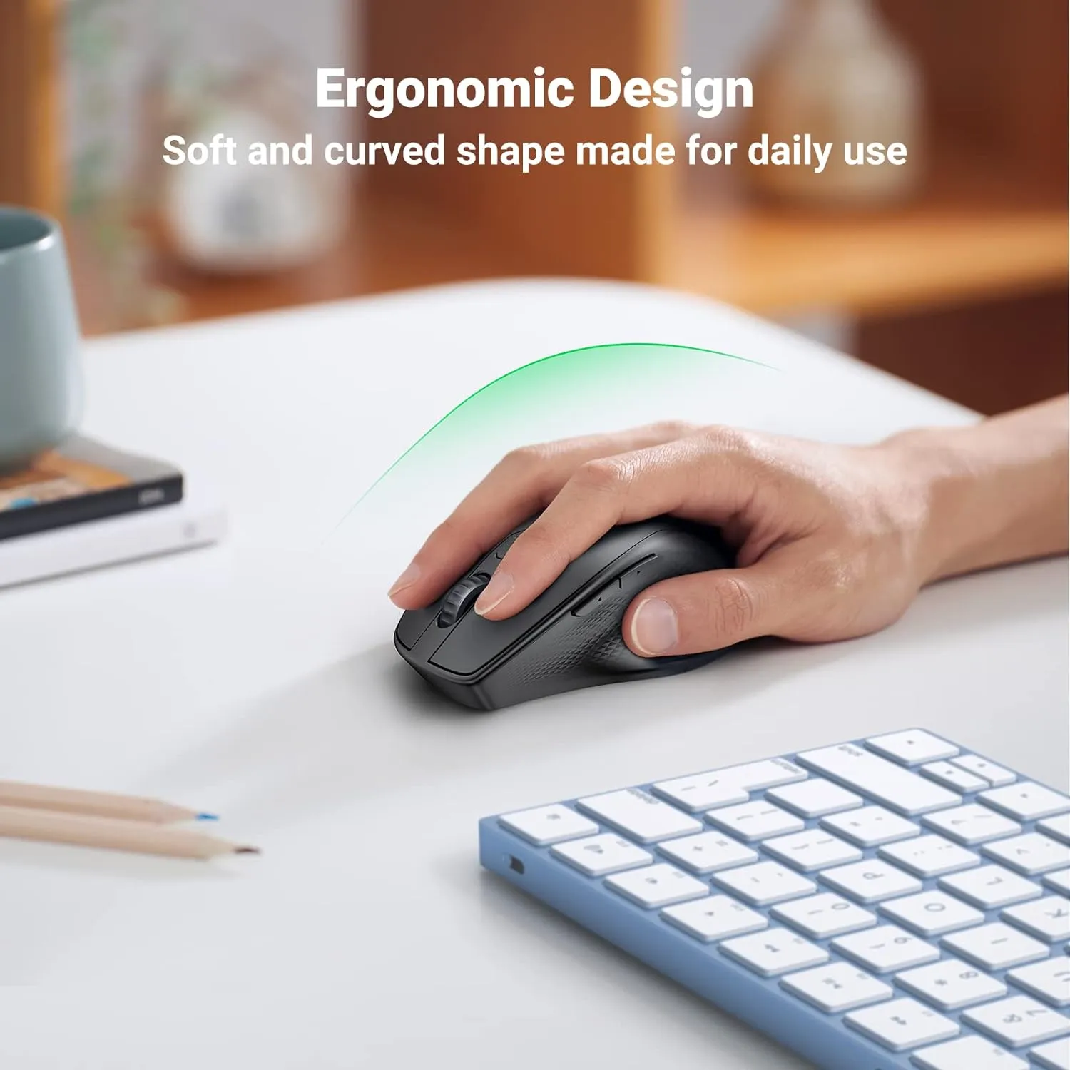 UGREEN Ergonomic Wireless Mouse 4000 DPI (MU101)