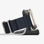 Spigen Rugged Armor Apple Watch Stand (All Apple Watch)